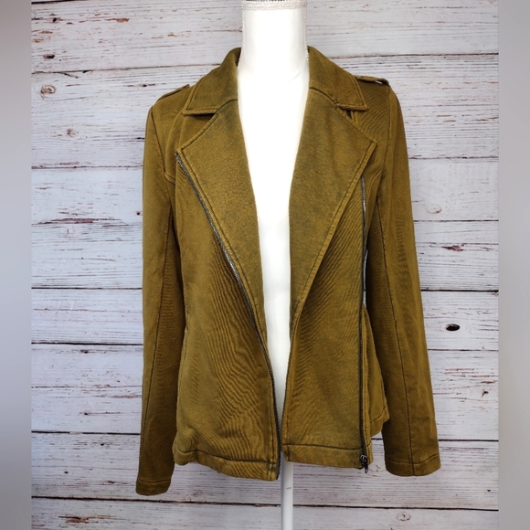 Doe & Rae Moto Jacket - Picture 2 of 10